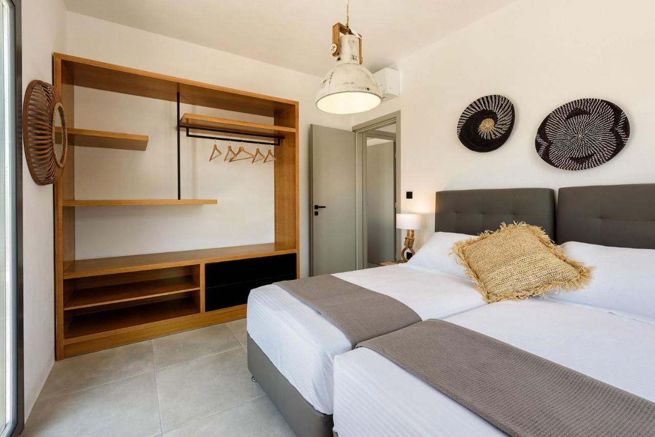 Paros Villa Blue Senses อลิกิ ภายนอก รูปภาพ